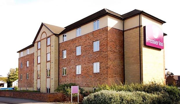 Premier Inn Slough Exterior foto